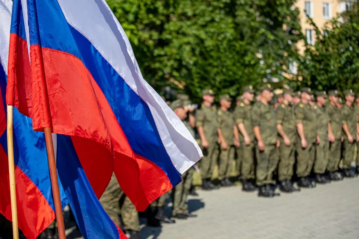 Участие в миротворческих операциях. Миротворцы России. Российские военные миротворцы. Миротворцы ООН Россия. Военные флаги России.