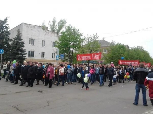 Город снежное донецкая область война. Снежнянский музей боевой славы г снежное. Снежное днр последние. Донбасс снежное. Самарские специалисты в г снежное донецкой.