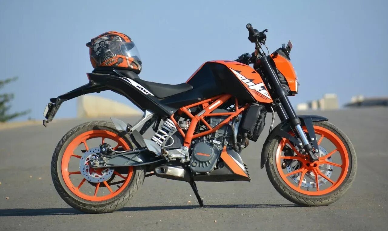 Ктм 200. Мотоцикл ктм 200 duke. ktm duke 200 мотоцикл. ktm duke 200 2025. ktm 200 duke 2025.