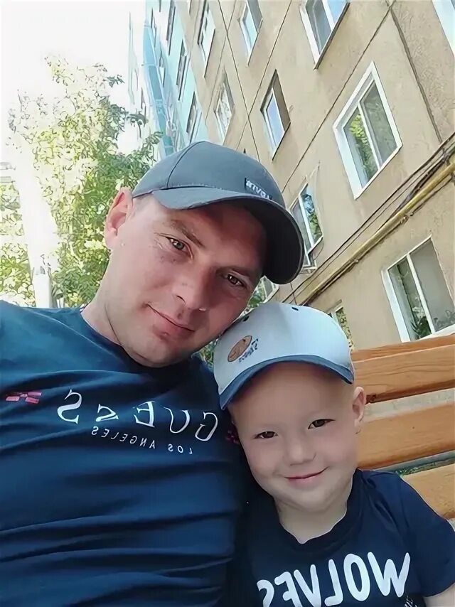Отцу 34 года. Папа 34 года фото.