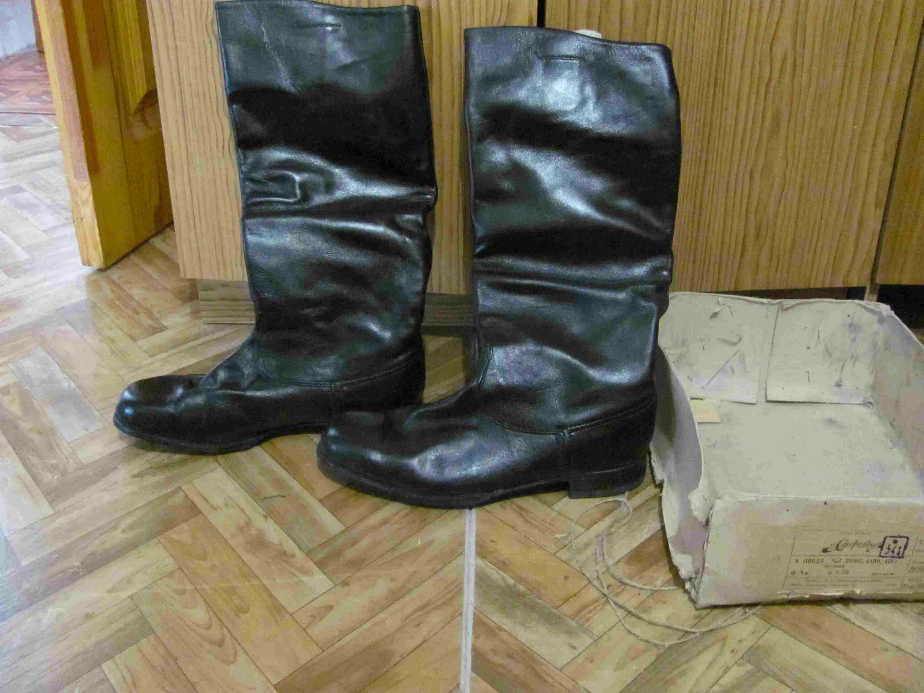 Яловые сапоги из чего. Сапоги яловые генеральские.