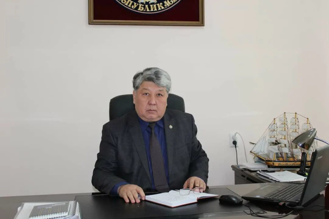 Руководители госучреждений
