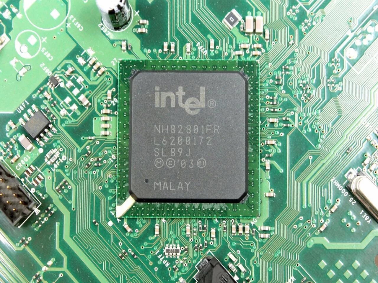 Чипсет Южный мост. Чипсет Северный мост. Intel b560 Северный мост. Интел 310 чипсет. Чипы местоположение