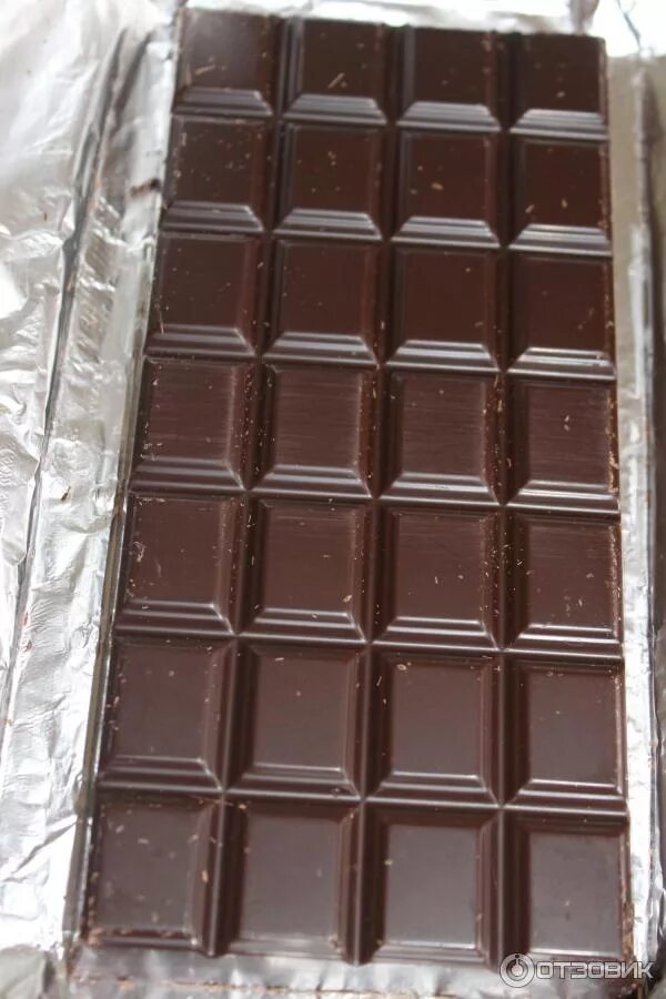 Шоколад бол. Огромная шоколадная плитка. Большая шоколадка. Огромная плитка шоколада. Шоколадные плиты большие.