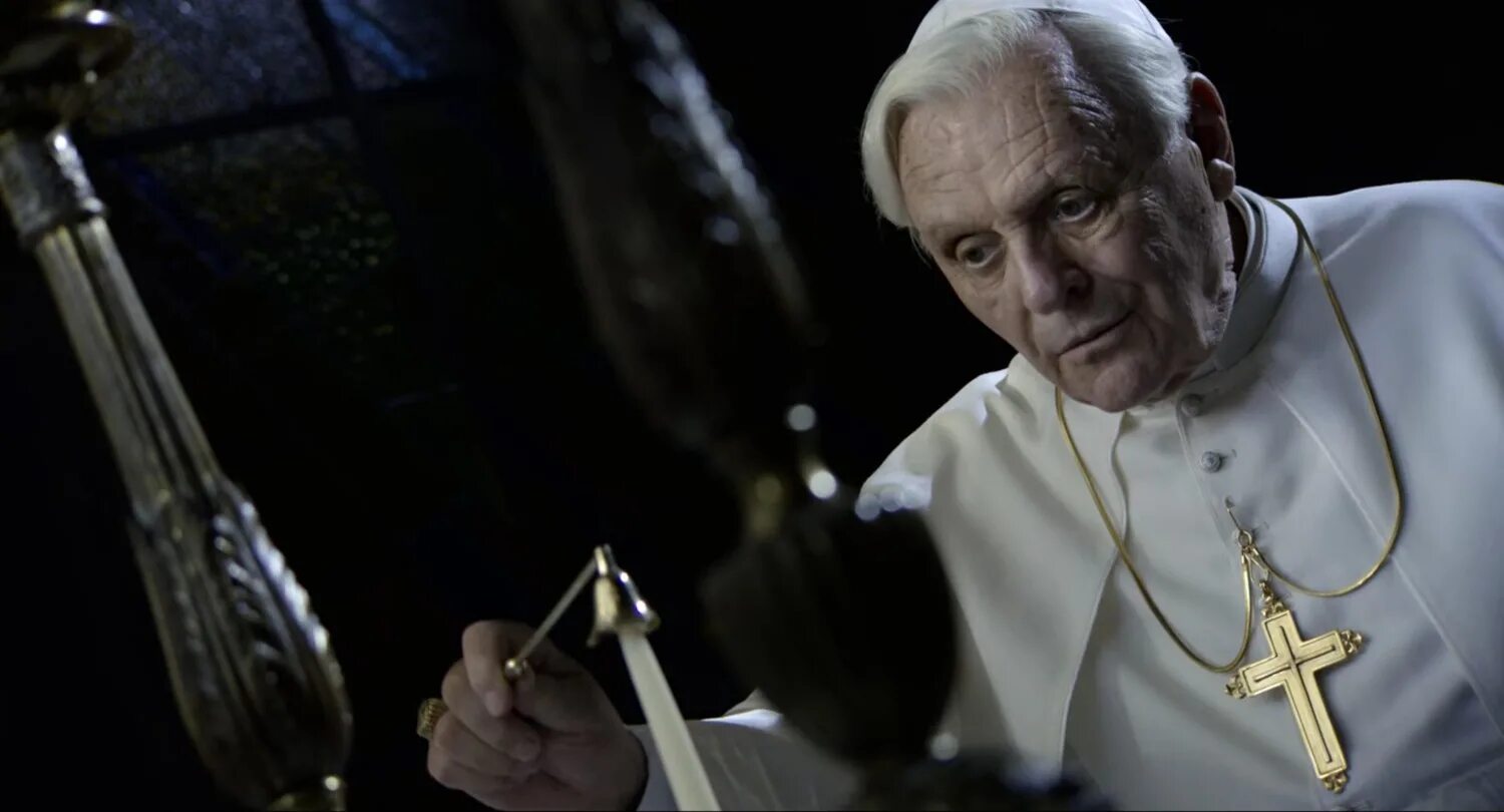 Два папы нетфликс. Энтони хопкинс папа римский. Папочка два. Энтони хопкинс 2019. Папочка два.