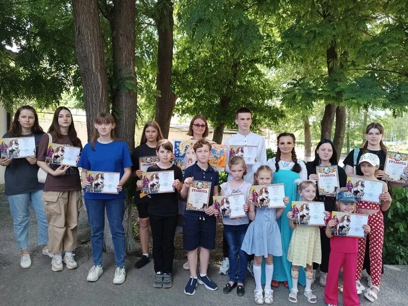Подслушано сальск. Сальские новости. Подслушано сальск свежие новости сегодня. Новости сальской степи. Молодежь сальск.