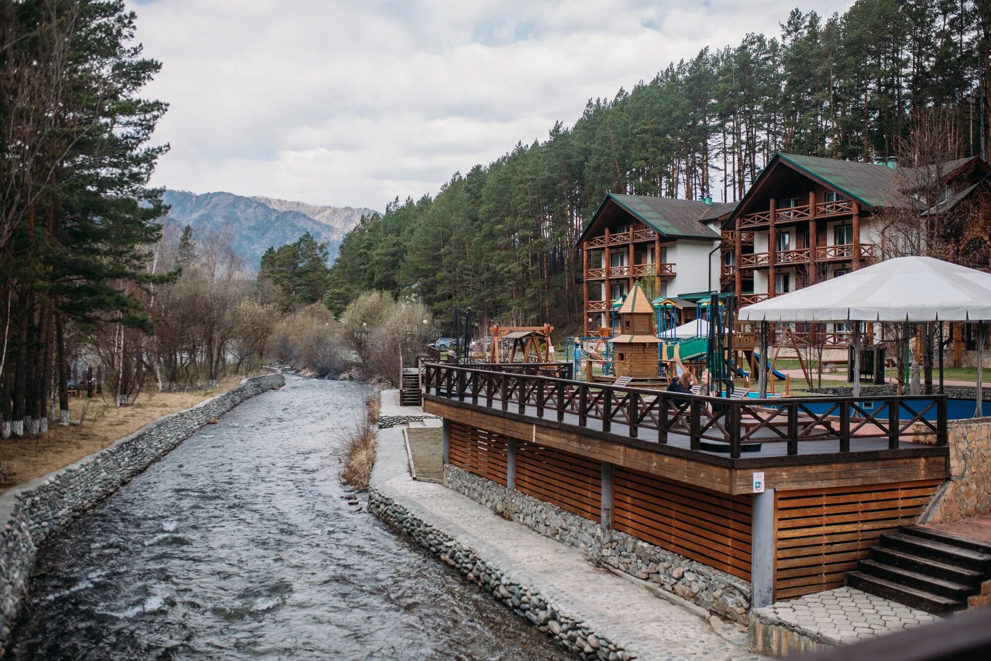 марьин остров горный алтай чемал. эко курорт марьин остров горный алтай. чемал). марьина курорт. санаторий чемал горный алтай.