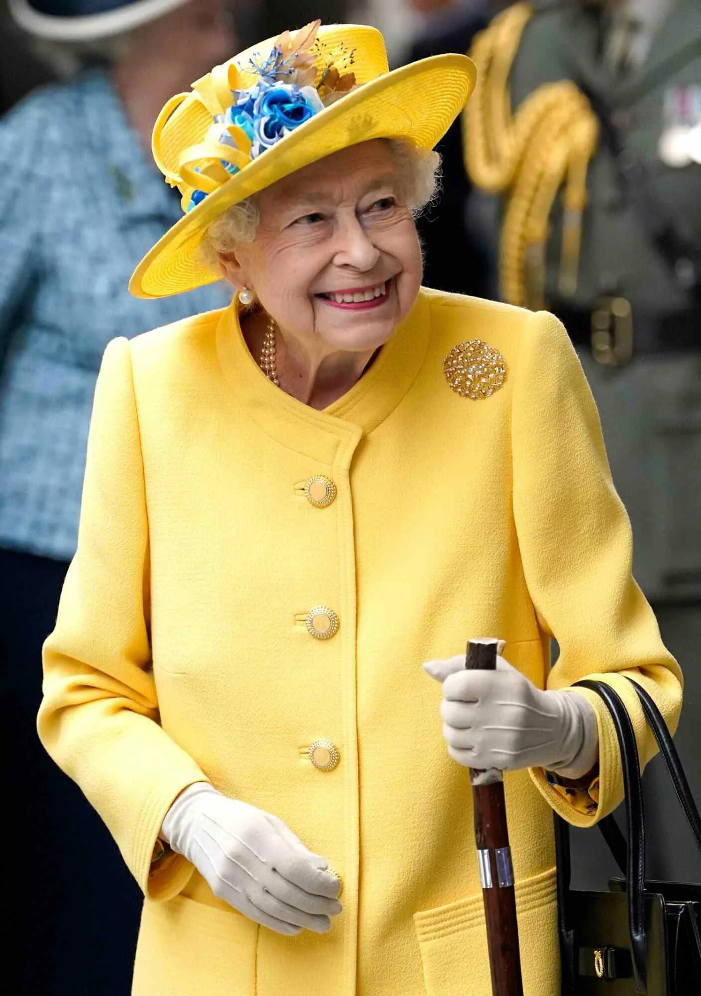 Елизавете 2 королеве англии. Queen london. Queen london. Queen london. Фото королевы лондона.
