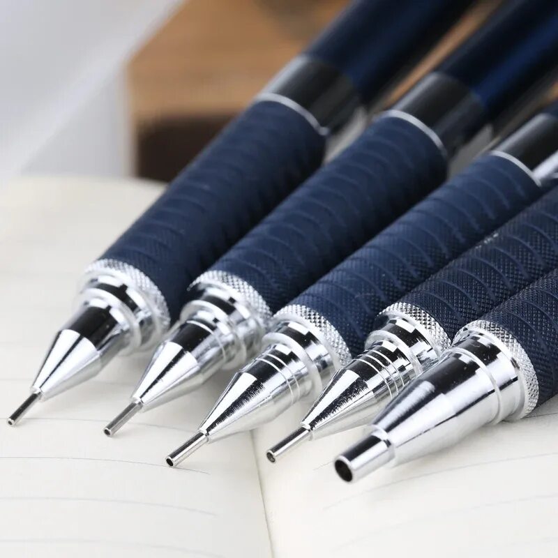 Чертёжный карандаш 0,5 мм staedtler 925 25-05. Staedtler механический карандаш. 925 35. Механический карандаш металлический. Железный карандаш.