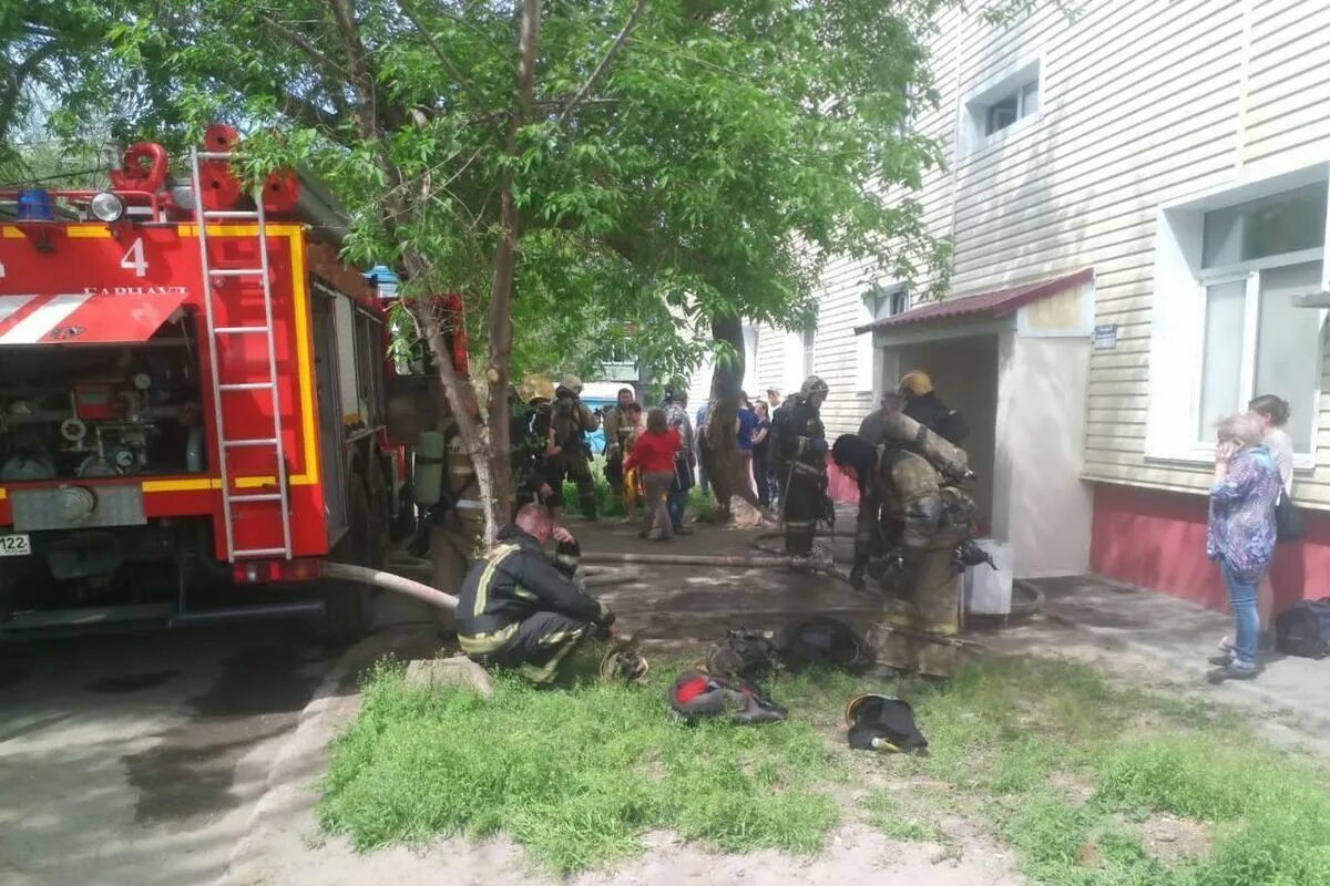 2 июня воронеж. Барнаульский пожар. Барнаул ЧП пожар. Пожар в детском саду Барнаул. Пожар в жилом доме.