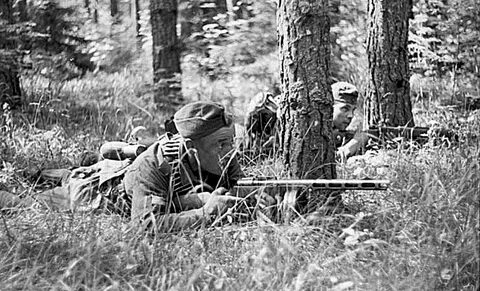 Военное про партизан