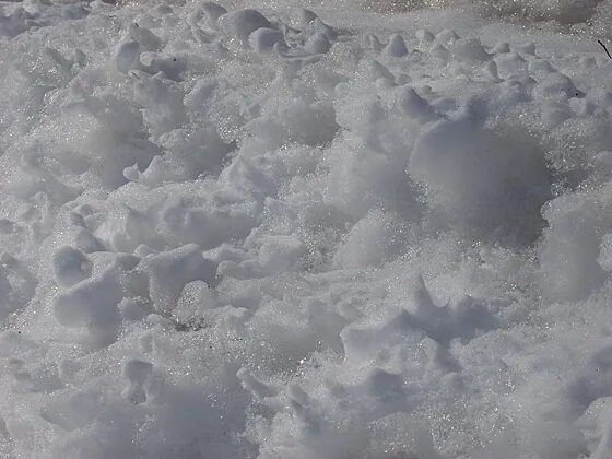 Эмульсии пены. Пена эмульсия. Смешанный снег с песком. Снег смешанный с песком Эстетика. Снег смешанный с песком обои.
