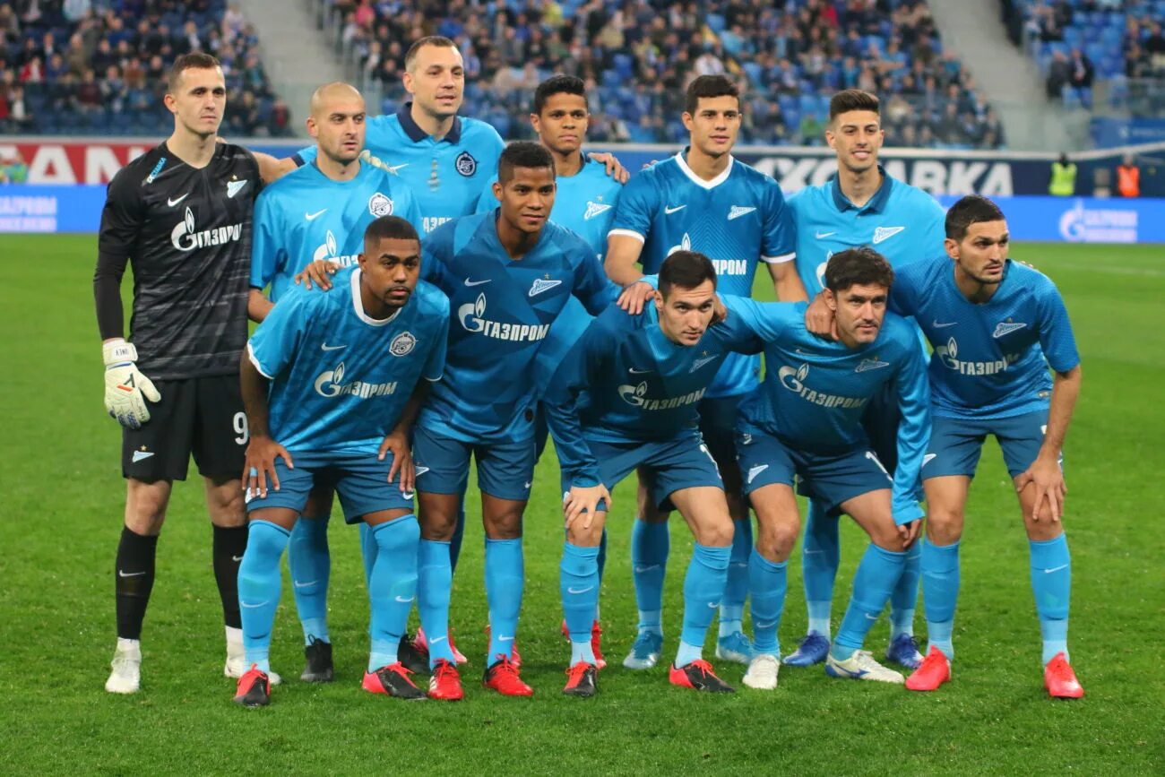 Зенит команда. Состав фк зенит на сегодняшний день. Зенит крылья советов. Дзюба зенит 2022. Фк зенит состав 2022.