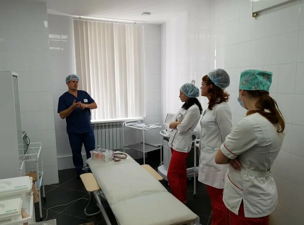 Орел октябрьская 25 медицинский центр эс класс. Пионерская 10а орел медицинский центр. орловская лечебница. баннер медицинского центра эс класс клиник.