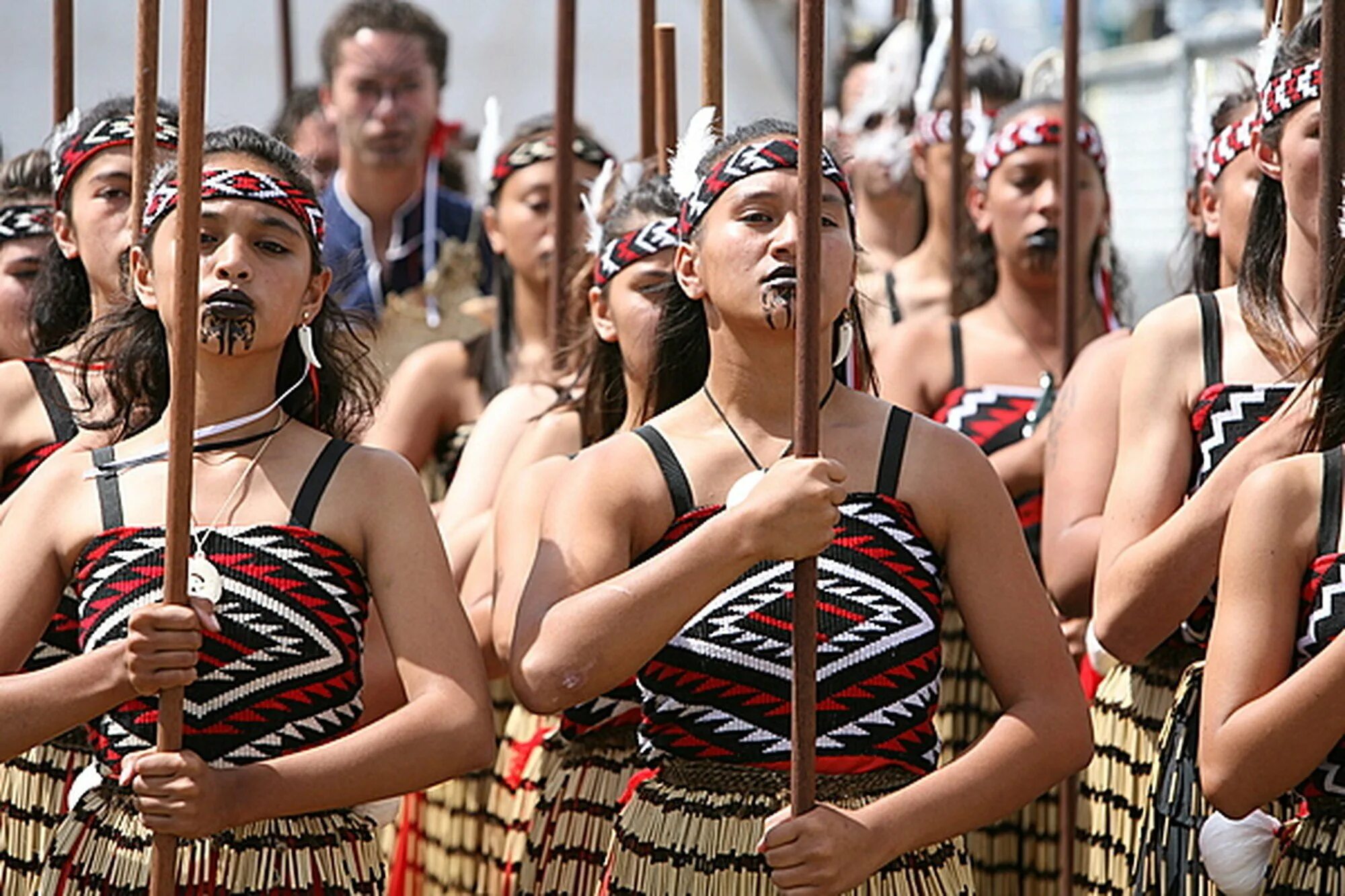 New zealand traditions. Новая Зеландия коренные жители Маори. Новозеландия Маори. Майори племя. Новая Зеландия новозеландцы.