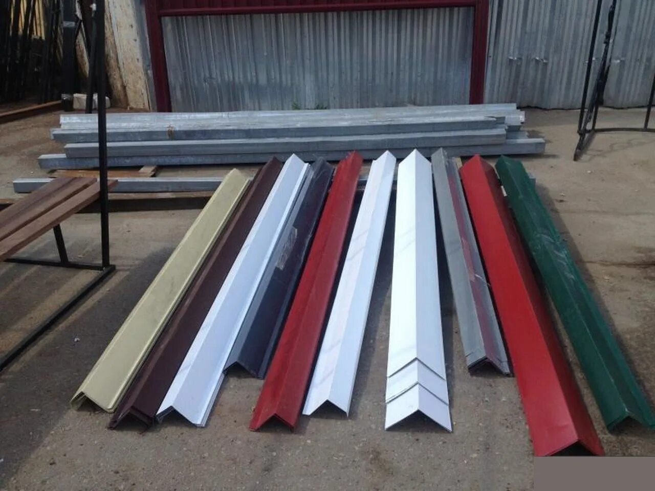 5). Планка угла наружного 50х50х2000 (пэ-9003-мп). Планка угла наружного 115х115х2000. Ветровая планка ral 3005 100x60мм. Планка угла наружного 50х50х2000 (пэ-9003-мп).