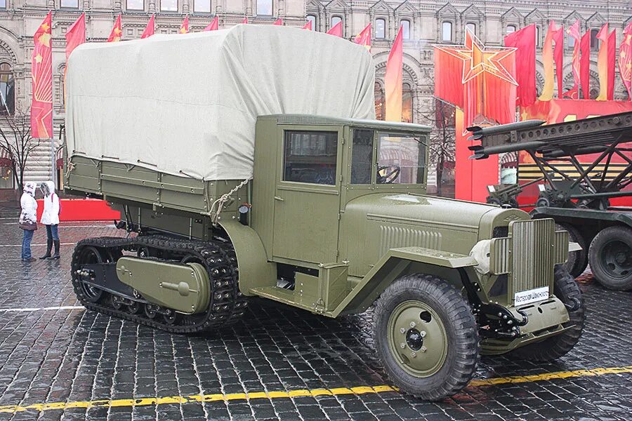 Полугусеничный автомобиль зис-42. Артиллерийский тягач зис-42. Артиллерийский тягач зис-42. Полугусеничный автомобиль зис-42. Артиллерийский тягач зис-42.