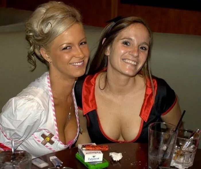 Показать девушку в гости