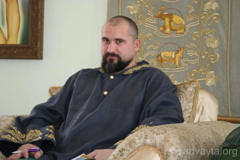 Свами вишну дэв. Свами вишнудевананда гири. свами вишнудевананда гири джи махарадж.