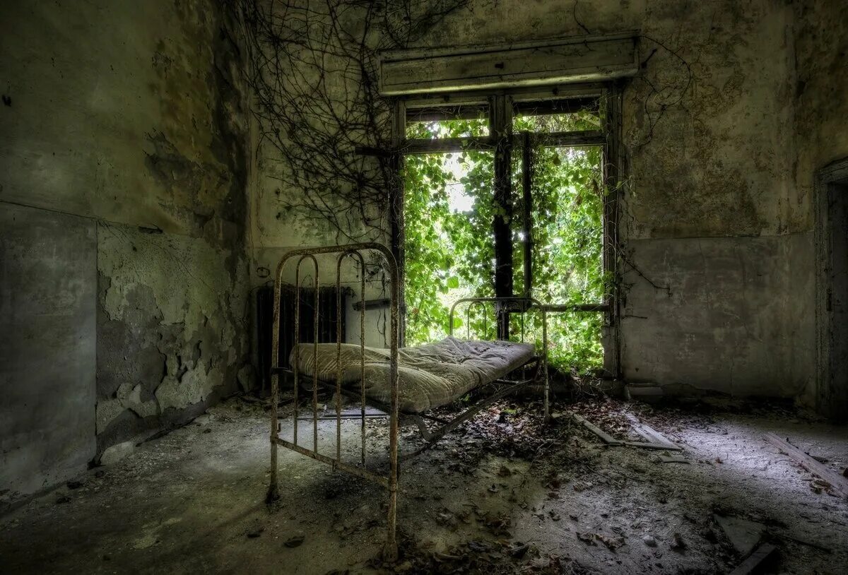 Мрачные заброшенные места. Фото жутких мест. Фото жутких мест. Scary place. Страшные заброшенные места.