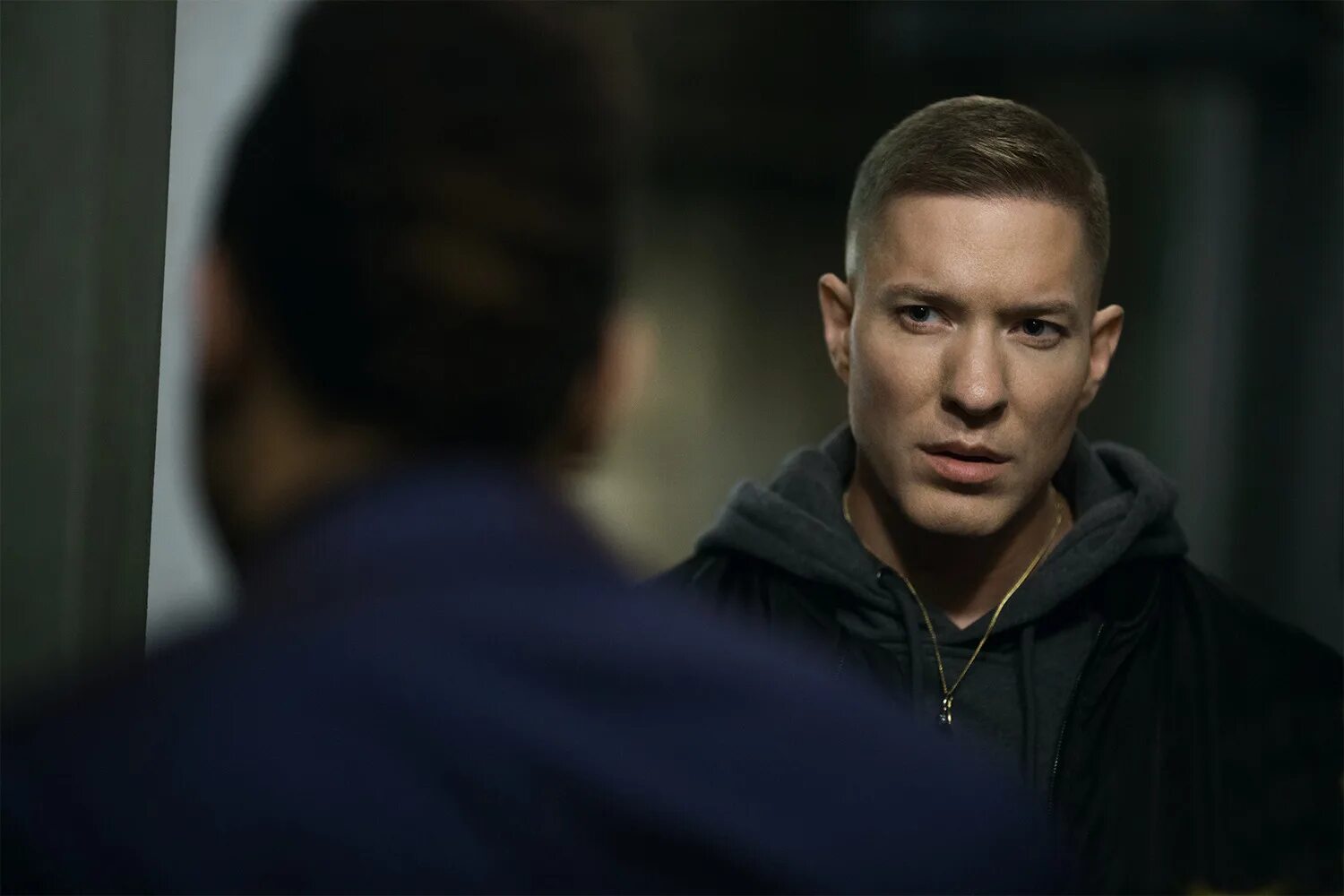 Омари хардвик власть в ночном городе. Омари хардвик власть в ночном. Джозеф сикора и омари хардвик. Власть в ночном городе сериал. Джозеф сикора власть в ночном городе.