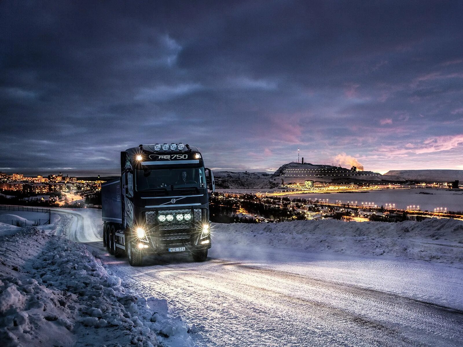 Зимний грузовик. Volvo FH 2019. Volvo fh16. Тягач Volvo fh16 зима. Зимняя Volvo FH 16.