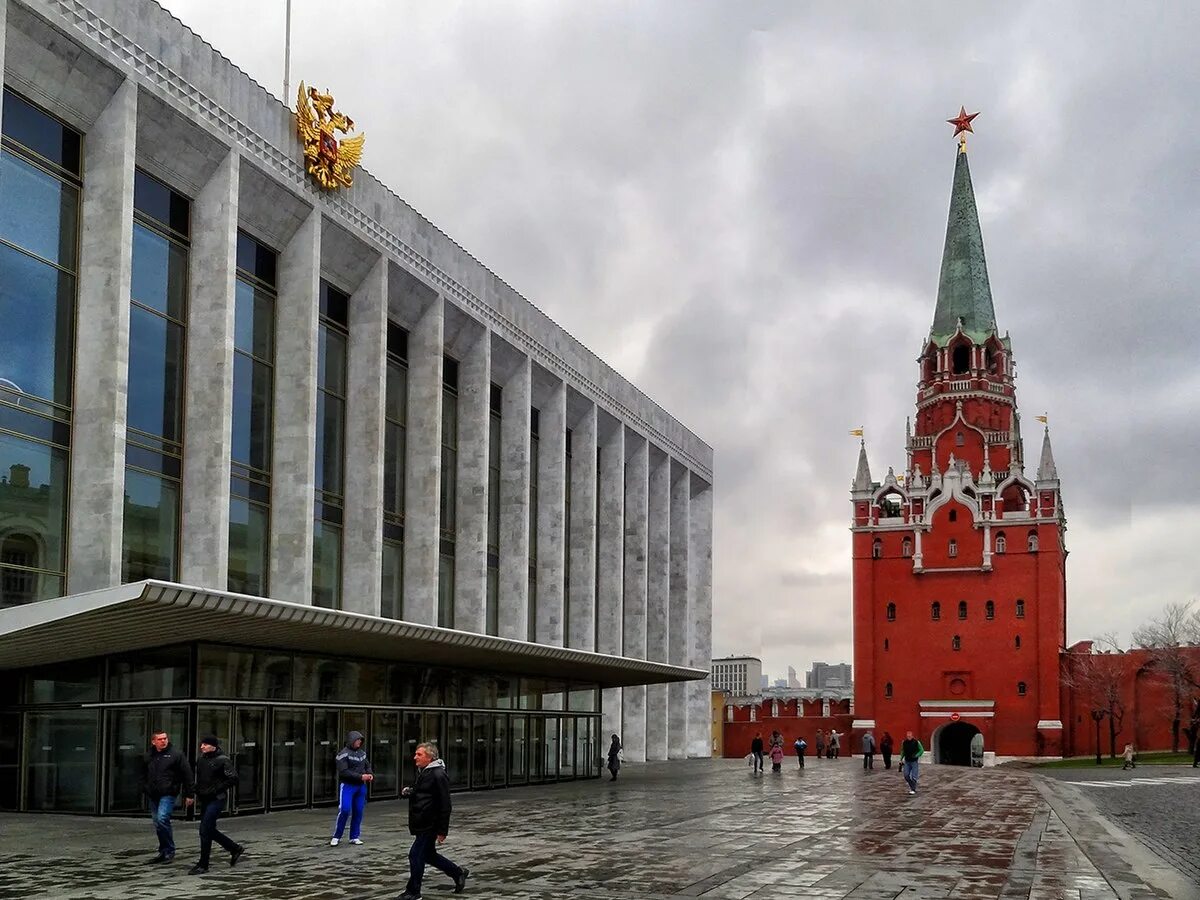 Static kremlin. Государственный Кремлевский дворец Москва. Московский Кремль дворец съездов. Государственный Кремлёвский дворец дворцы Московского Кремля. Кремль государственный Кремлевский дворец.