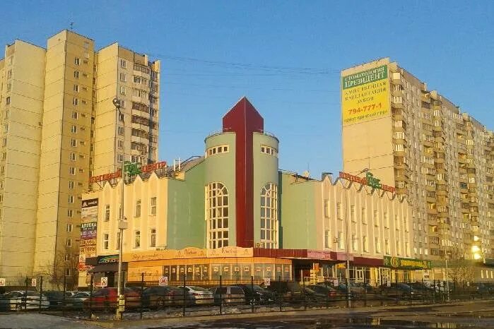 Мфц москва митино. Центры госуслуг в москве. Новотушинский проезд д 10 мфц. Уголок здоровья мфц. Мфц москва митино.