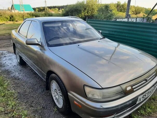 Toyota vista 1993. Toyota vista 1993. Тойота виста 98 года. Виста 93 год. Тойота виста 83 года.