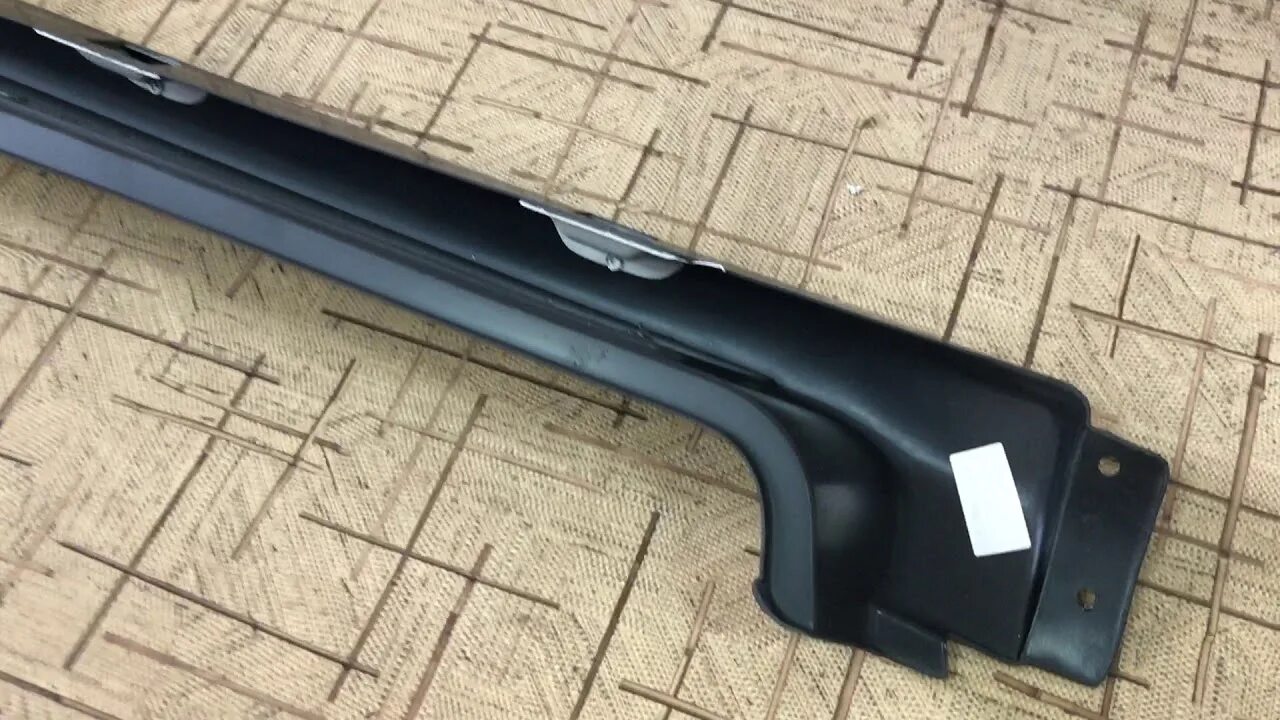 Облицовка подножки уаз патриот. Подножки на порог уаз патриот 2015. Подножки 3163 патриот. Облицовка подножки. Облицовка подножки.