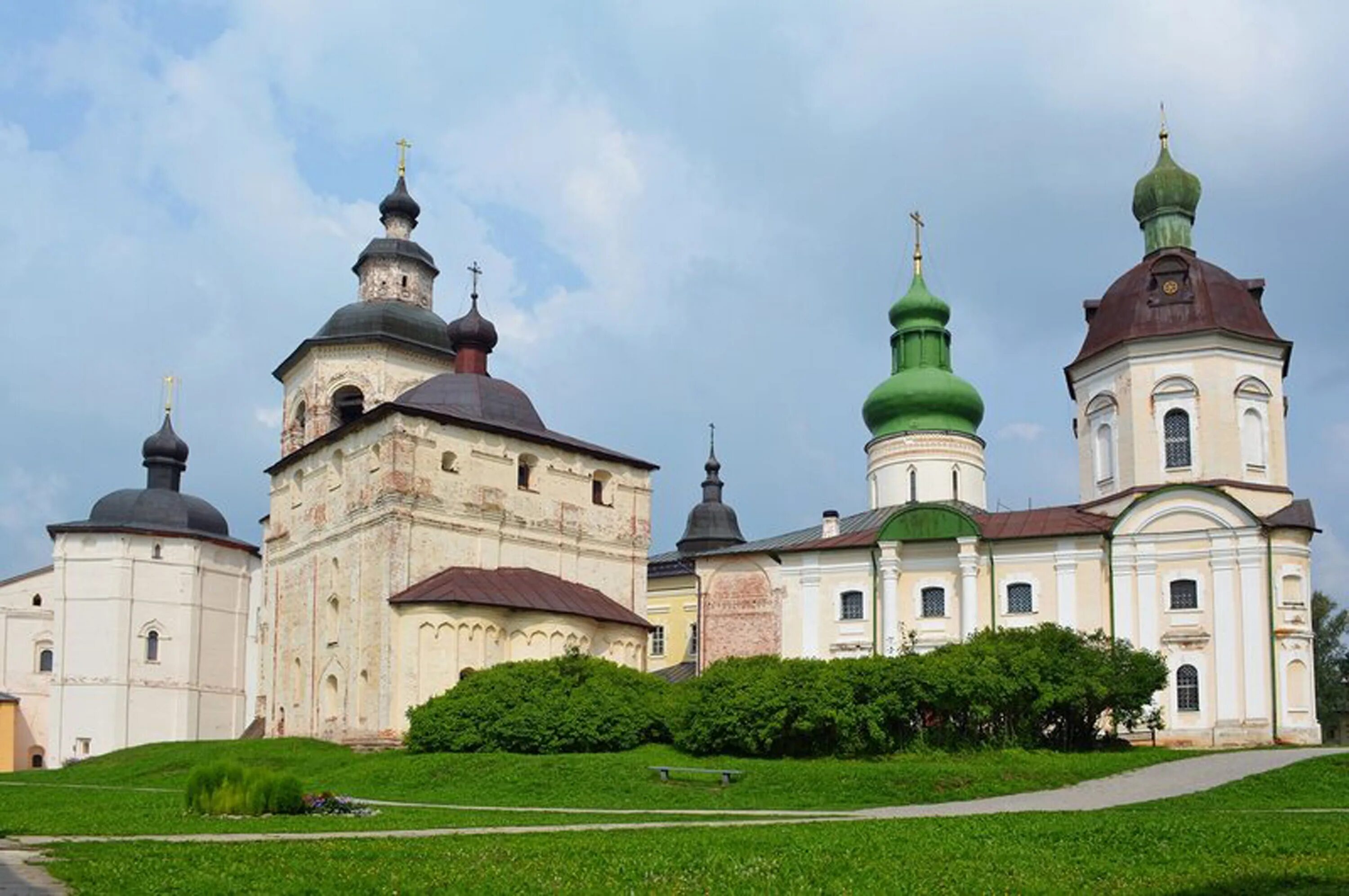 Северные мужские монастыри