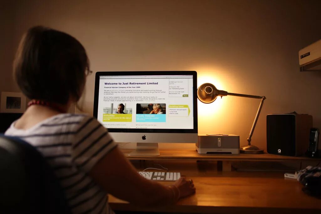 Using the internet may be. Че с интернетом. интернет уже в. use the internet. лишили интернет.