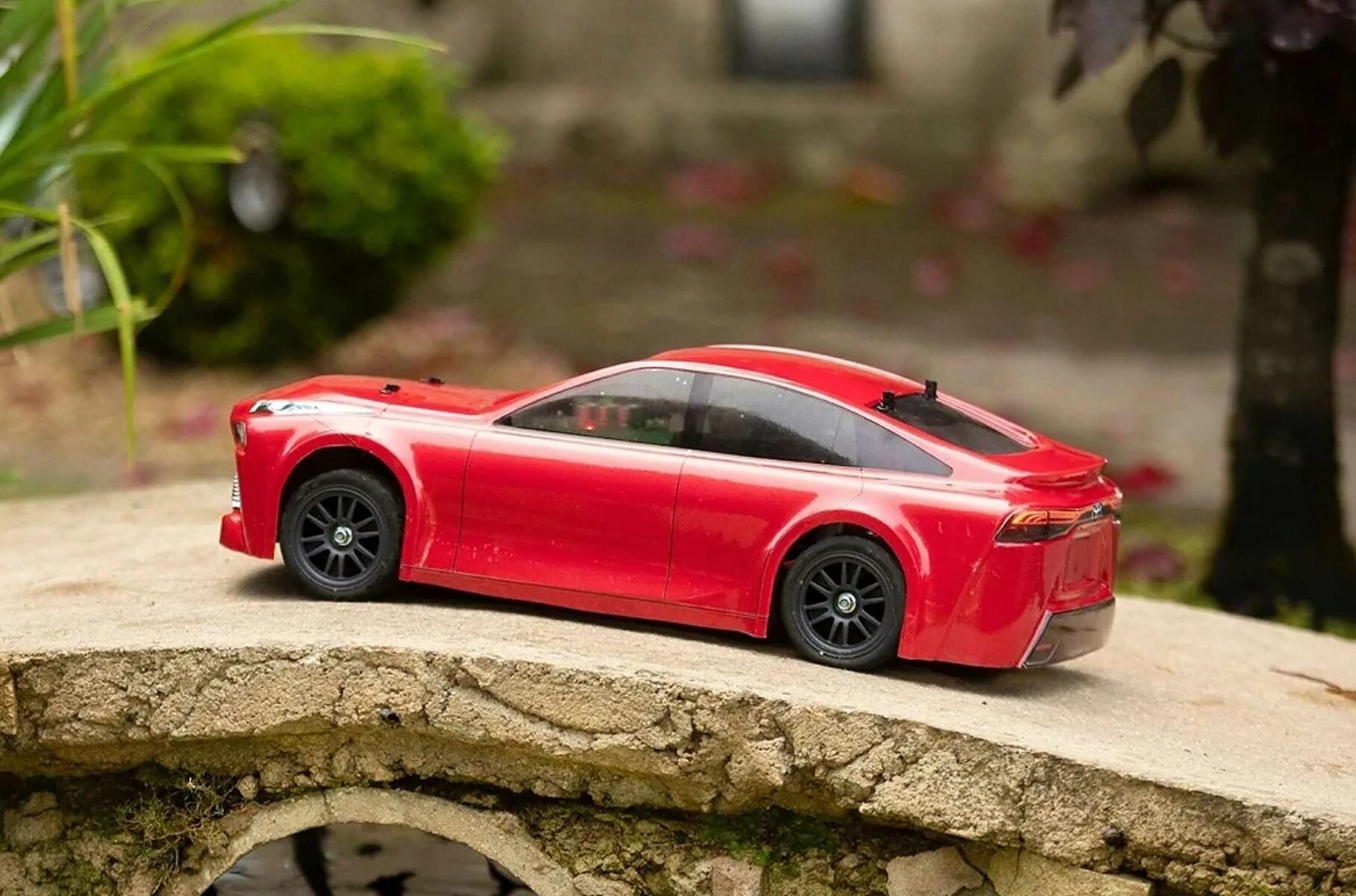 Saleen s7 1:18. Фиат 500 хот вилс. Самая крутая игрушечная машинка. Bugatti veyron 1 32. Крутые игрушки дорогие.
