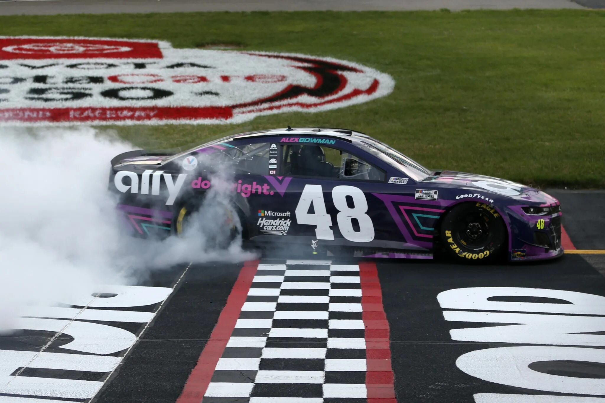 Алекс ринс. Alex g музыкант. Helmet racing motogp 2023. Max verstappen and perez win france. Alex race.