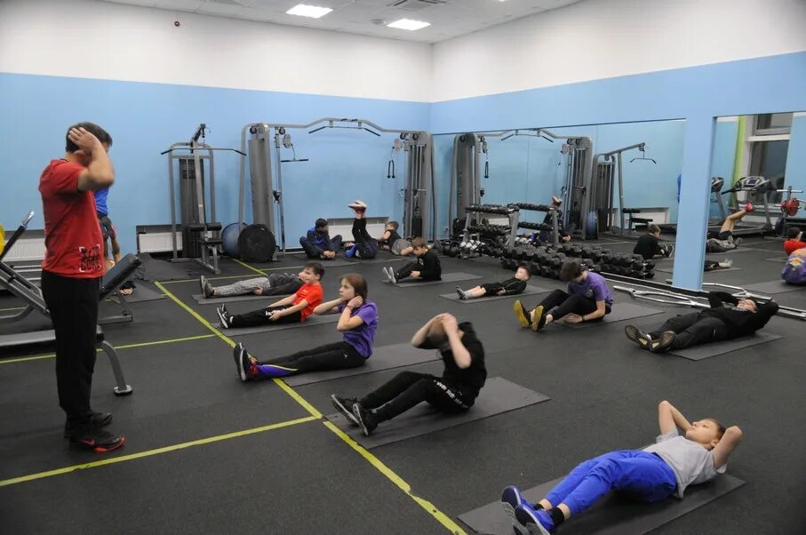 тренажерный зал сибирь улан-удэ. Ddx fitness одинцово. воробьевы горы курган фитнес центр. зал динамо в астрахани. Ddx спортзал водный стадион.