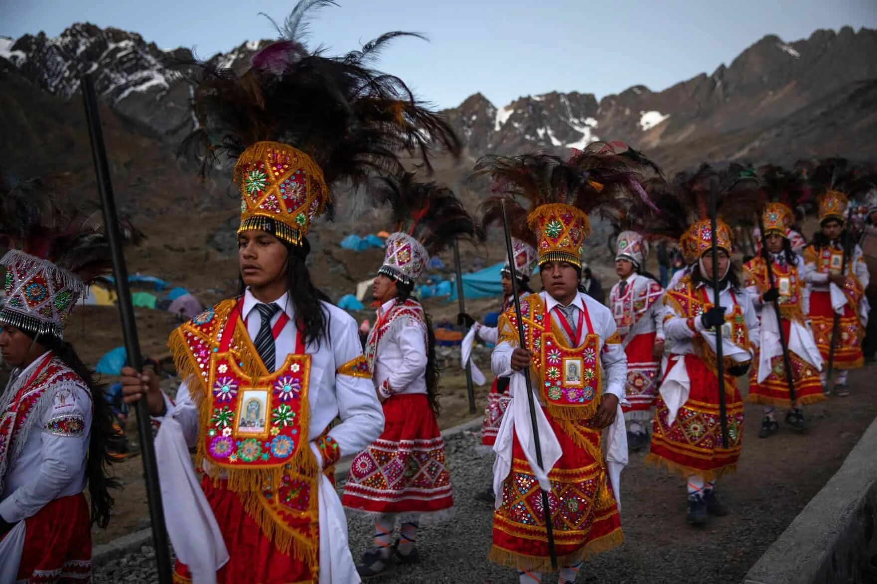 Основной народ перу. Inti Raymi праздник. Индейцы Перу. Культура Перу. Традиции Перу.