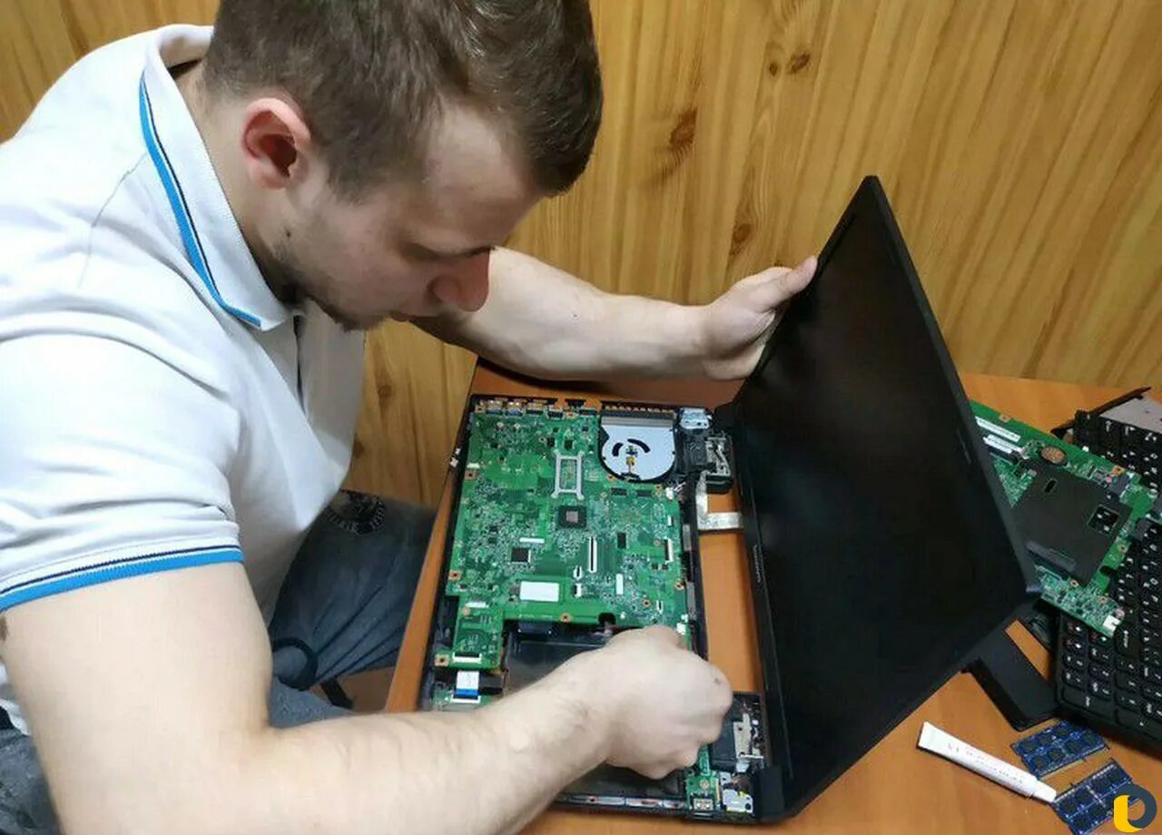 Мне надо мастера по компьютеру