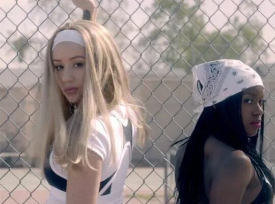 Azalea fancy. Iggy azalea fancy.