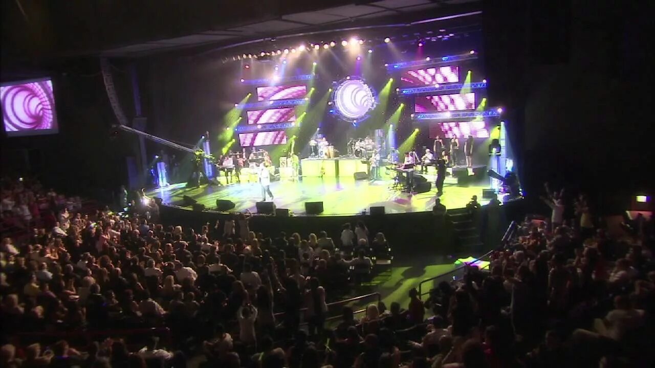 Armenchik 2007. Armenchik Live in Concert at Gibson Amphitheatre 2007. Арменчик концерт в Ереване. Арменчик концерт в Москве.