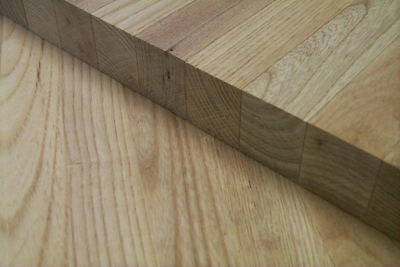 Wood do. Wood do. Wood do. Натирание воском дерева. Резьба по картону.