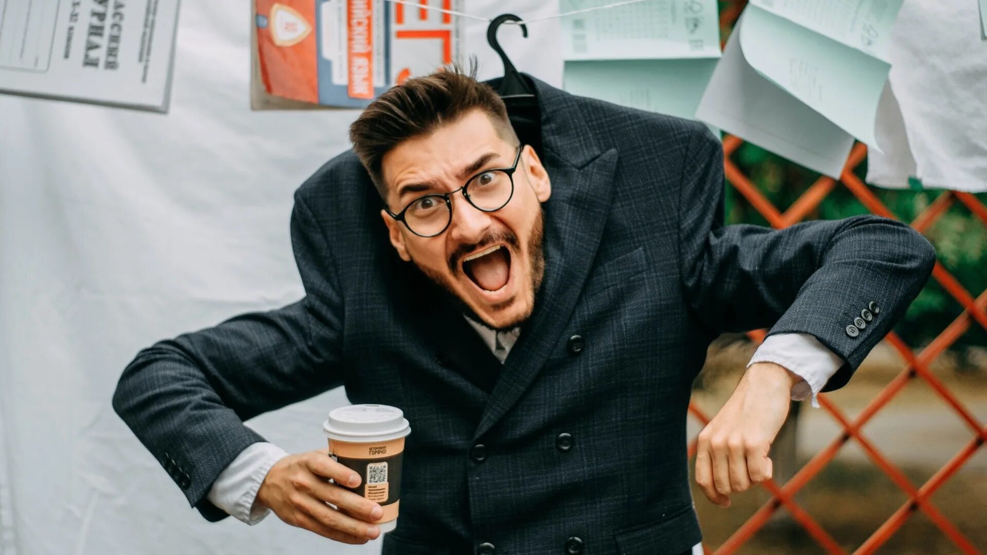 Andrew teacher. Учитель мужчина. Современный молодой преподаватель. Крутой преподаватель. Andrew teacher.