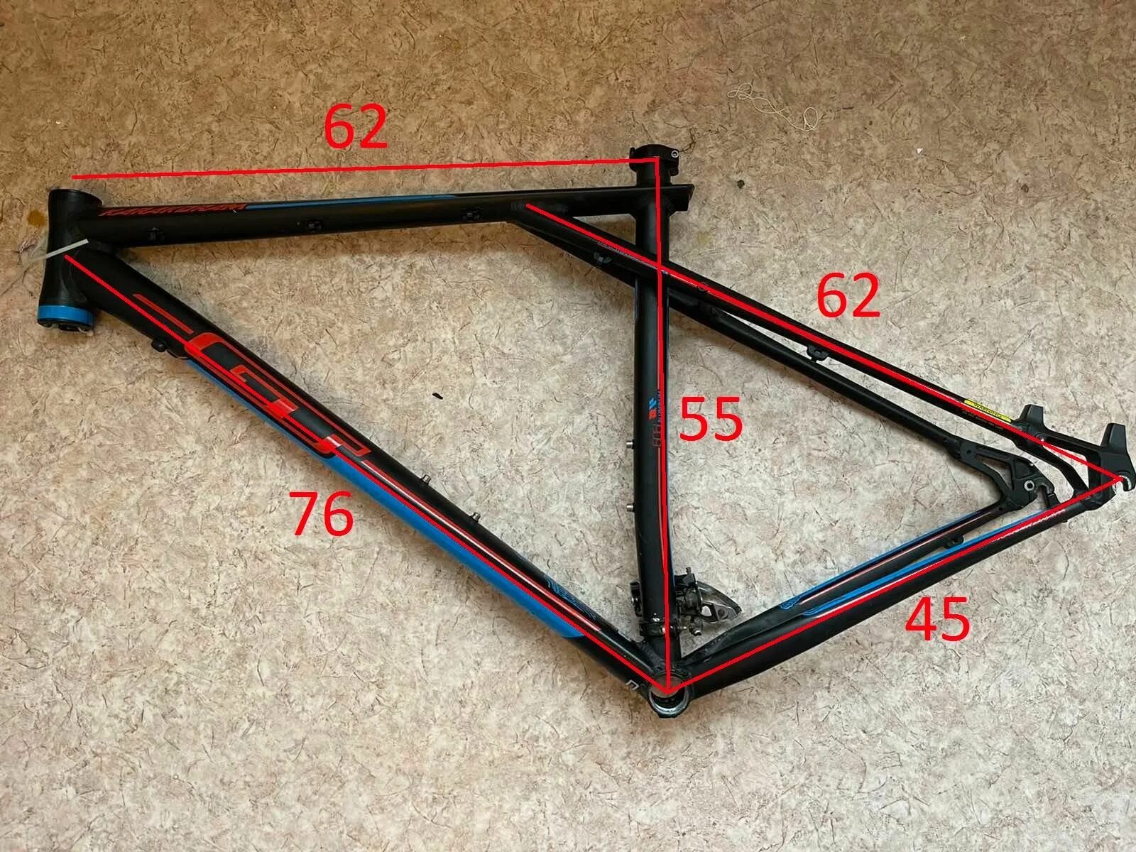 Сломалась рама gt. Велосипедная рама gt. Свинцовые рамы. Рама gt параллельная. Велосипеды gt рама