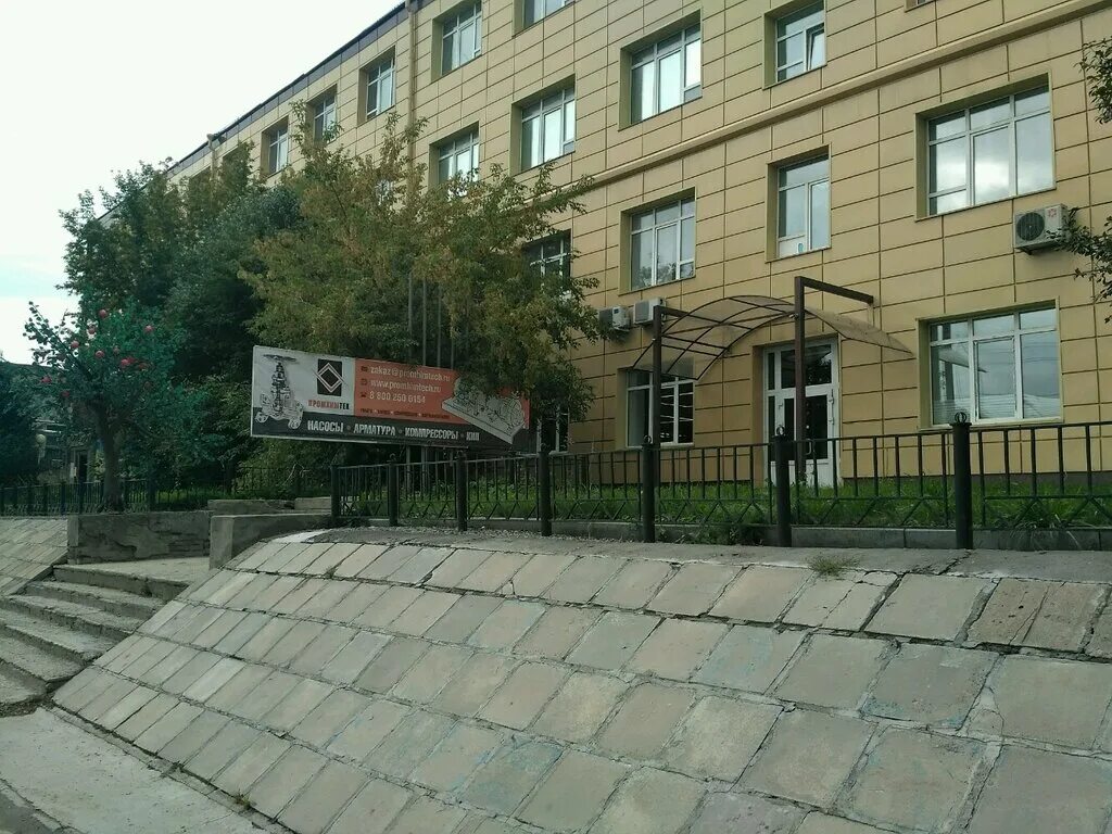 Ул фабричная 10 петрозаводск. Улица фабричная новосибирск. Ул фабричная 10 новосибирск. Луис+сибирь. Фабричная 10/3.