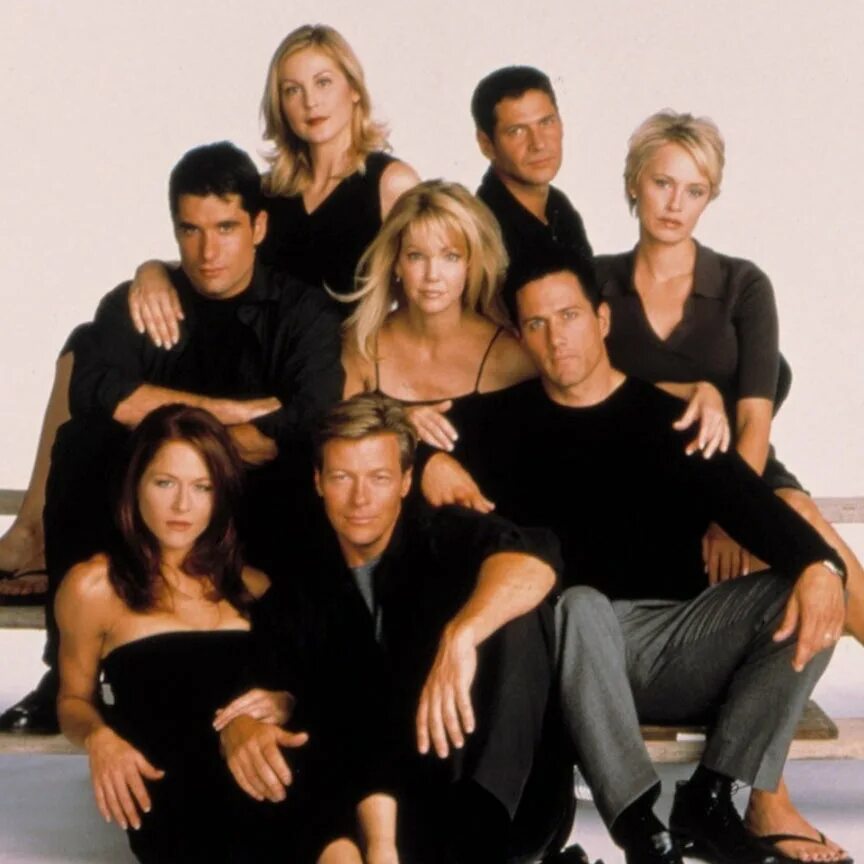 Мелроуз плейс качество. Melrose place 1992. джейми лунер мелроуз плейс. мелроуз плейс дженни гарт.