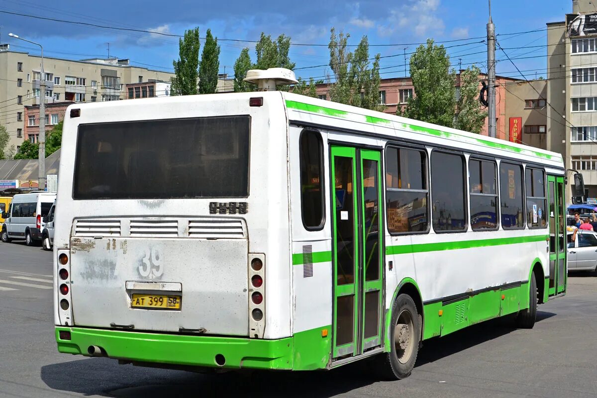 Пенза автобус 165 маршрут. Маршрут 54 автобуса пенза. 165 автобус. Пенза лиаз 5256. Паз 320412-04 вектор синий.