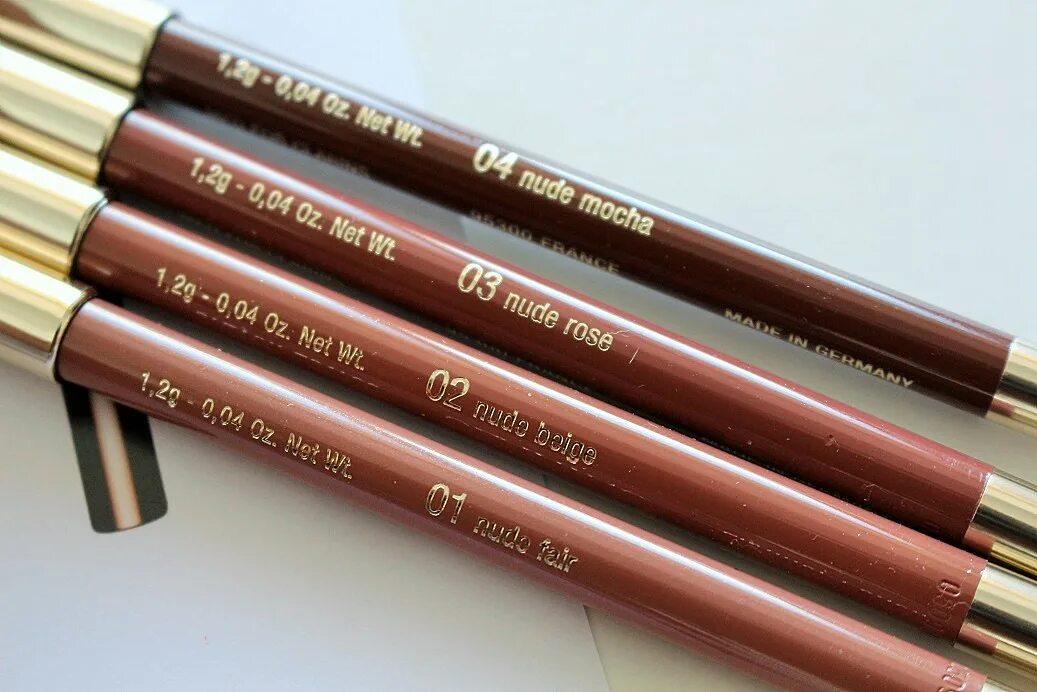 Clarins карандаш для губ crayon levres свотчи. Карандаш для губ кларанс. Clarins карандаш для губ 01. Clarins карандаш для губ crayon levres свотчи. Кларанс карандаш для губ 08.