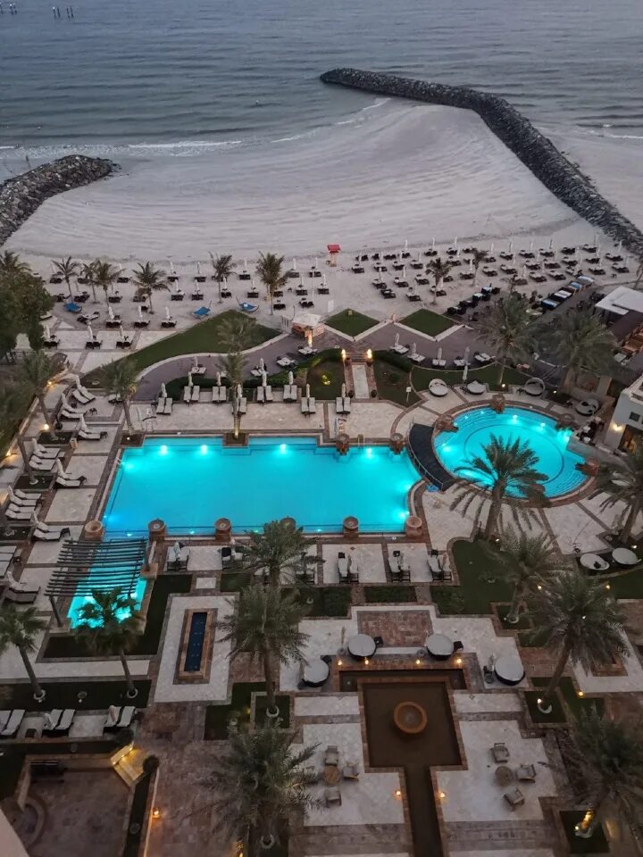 Ajman saray luxury collection hotel. Аджман сарай лакшери коллекшн. аджман отель 5. bahi ajman palace hotel 5 аджман. аджман сарай отель эмираты.