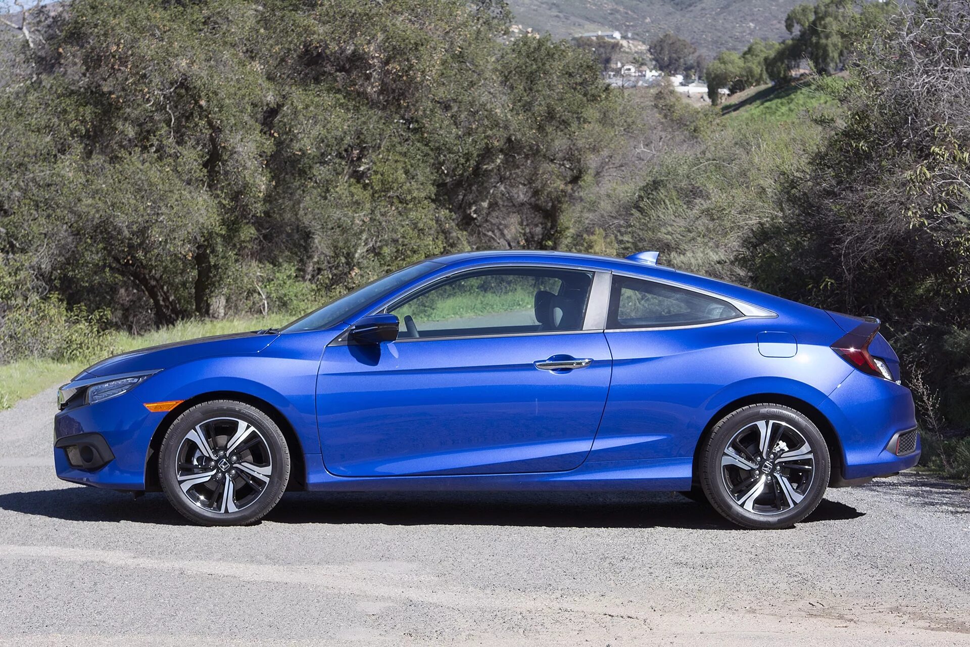 Honda civic купе. Honda Civic 2016 купе. Honda Civic Coupe 2016. Хонда Цивик купе 2016. Honda Civic Coupe Blue.