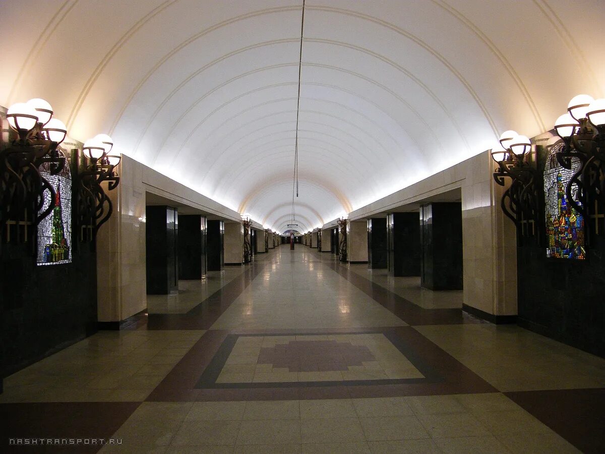 Метро трубная внутри. Ст трубная. Завод по производству ппу труб. Станция метро "трубная" московского метрополитена. 2х трубная станция.