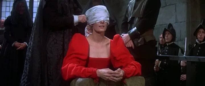 королева рубит головы всем. королева рубит головы всем. голову с плеч мем. алиса в стране чудес 1972. алиса в стране чудес красная королева и валет.